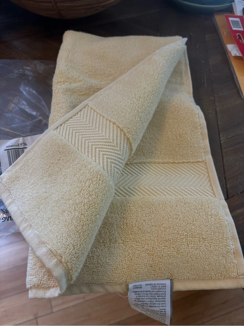 NWT Nordstrom Organic Hydrocotton Hand Towel Yellow Straw